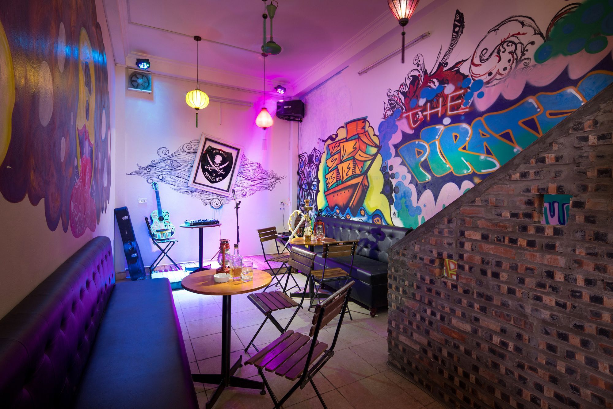 Khách sạn The Pirates Den Hà Nội